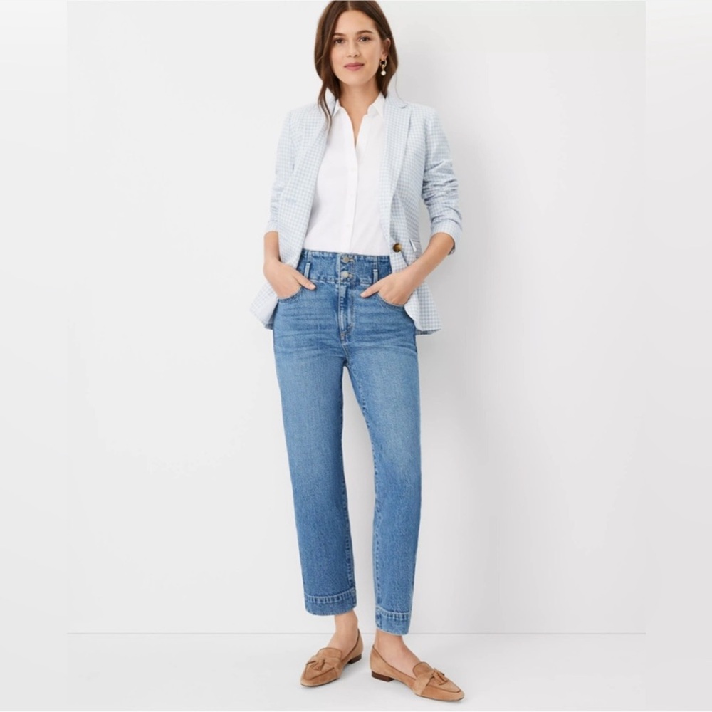 Ann Taylor The Easy Straight
